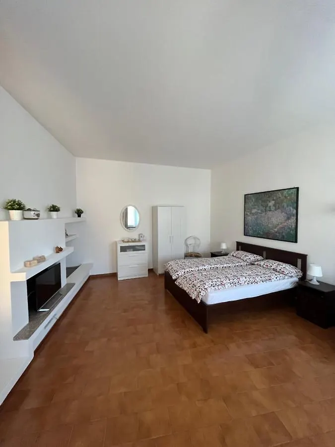 Accogliente Camera Con Bagno Privato Parabiago