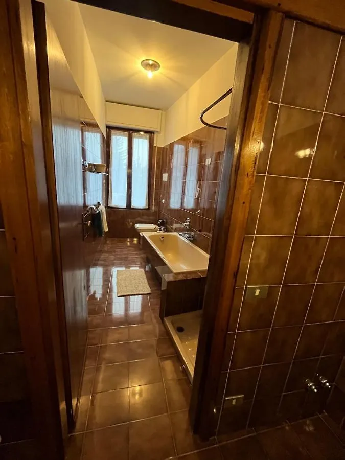 Guest house Accogliente Camera Con Bagno Privato Parabiago Italy
