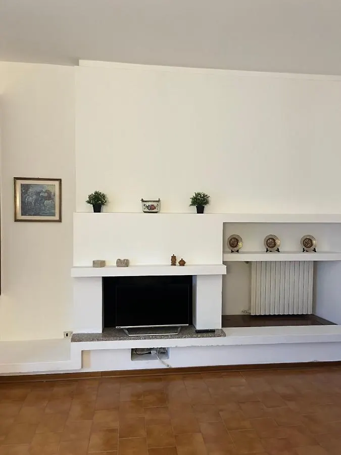 Accogliente Camera Con Bagno Privato Parabiago 0*,  Italy